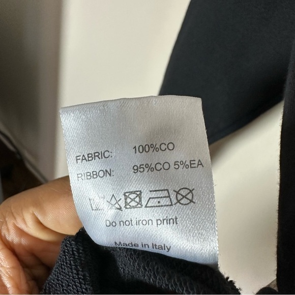 Uh Nom Uh Nit graphic print drawstring hoodie black size m - Picture 9 of 9